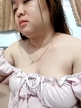 VyOanh2K online show from 11/29/25, 03:56