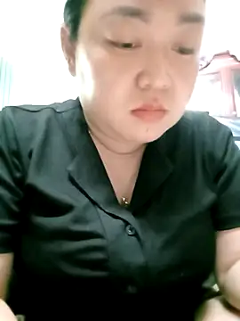 VyOanh2K online show from 10/12/25, 08:59