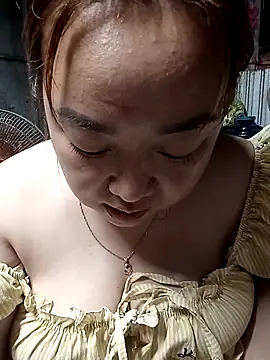 VyOanh2K online show from 11/15/25, 03:16