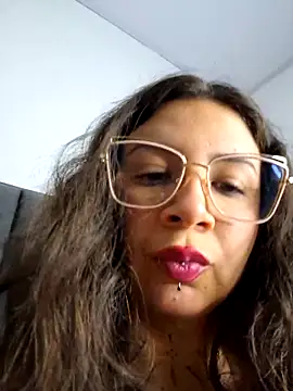 Aria Bennett21 online show from 04/08/26, 03:52