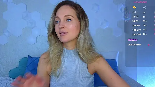 Lynna Sparks online show from 05/04/26, 02:59