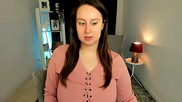 Snapshot of Lattea chatting on 07/19/26, 01:41 Lattea online show from 07/19/26, 01:41