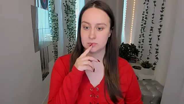 Snapshot of Lattea chatting on 06/14/26, 05:08 Lattea online show from 06/14/26, 05:08