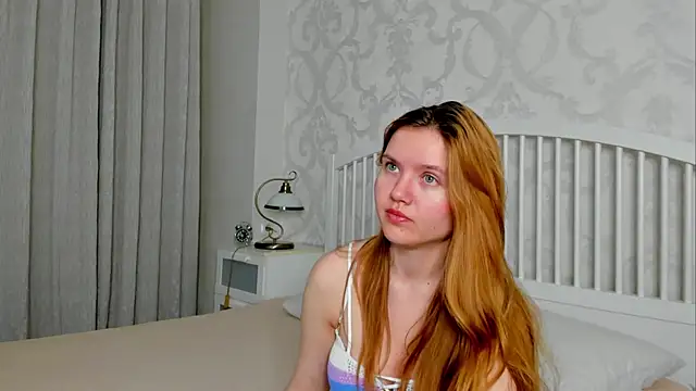 Eva  Lewis online show from 05/25/26, 04:49