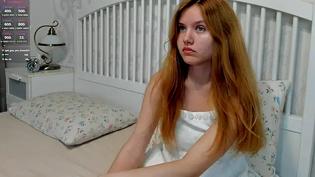 Snapshot of Eva__Lewis chatting on 07/20/26, 10:39 Eva Lewis online show from 07/20/26, 10:39