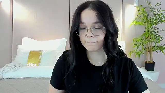 Snapshot of DeniseReese chatting on 07/20/26, 03:03 DeniseReese online show from 07/20/26, 03:03
