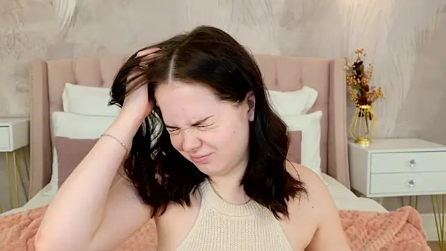 DeniseReese online show from 10/20/25, 03:08