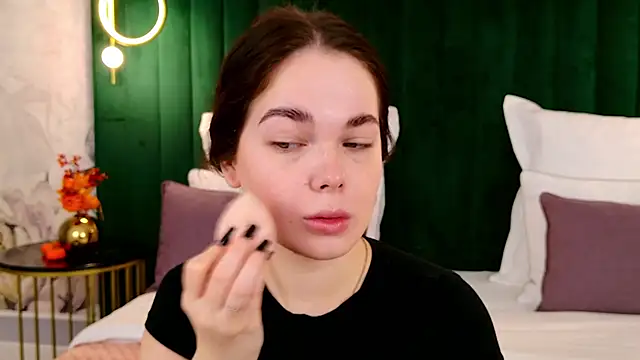 DeniseReese online show from 10/07/25, 02:12