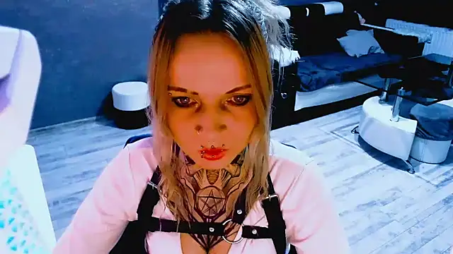 InesGold online show from 02/04/26, 09:21