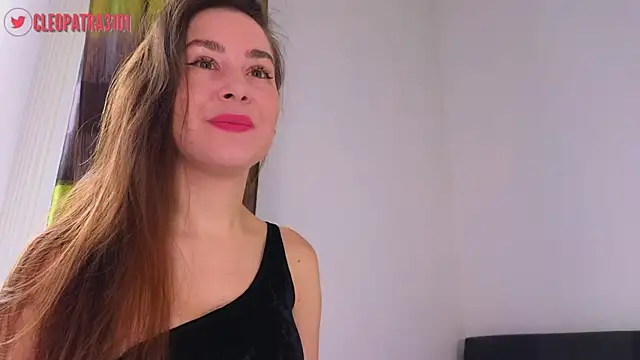 Snapshot of Cleopatra3101 chatting on 10/22/25, 09:42 Cleopatra3101 online show from 10/22/25, 09:42