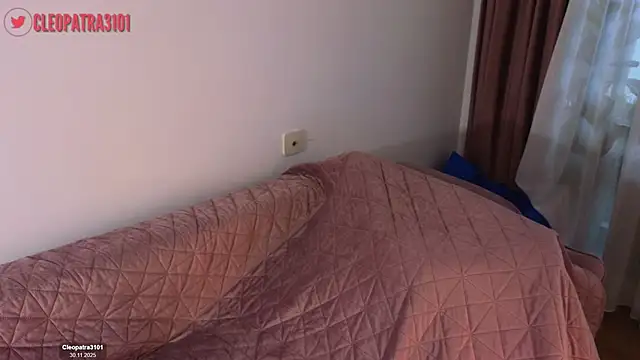 Snapshot of Cleopatra3101 chatting on 11/30/25, 12:17 Cleopatra3101 online show from 11/30/25, 12:17