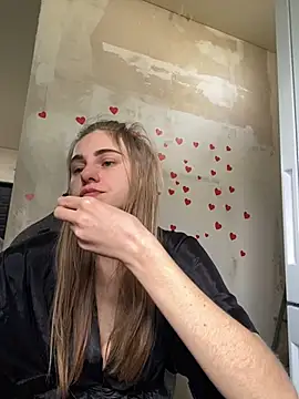Snapshot of GraceTorrez chatting on 03/17/25, 10:49 GraceTorrez online show from 03/17/25, 10:49