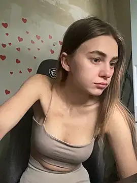 Snapshot of GraceTorrez chatting on 03/18/25, 06:06 GraceTorrez online show from 03/18/25, 06:06