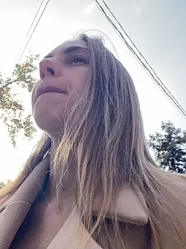 GraceTorrez online show from 11/09/25, 10:52