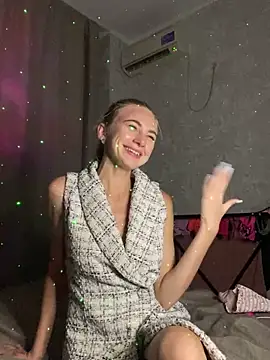 Snapshot of GraceTorrez chatting on 09/08/25, 05:34 GraceTorrez online show from 09/08/25, 05:34
