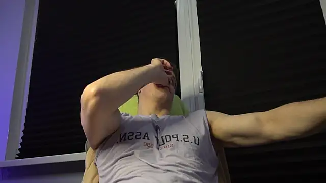 Bruno Banani online show from 11/09/25, 03:05