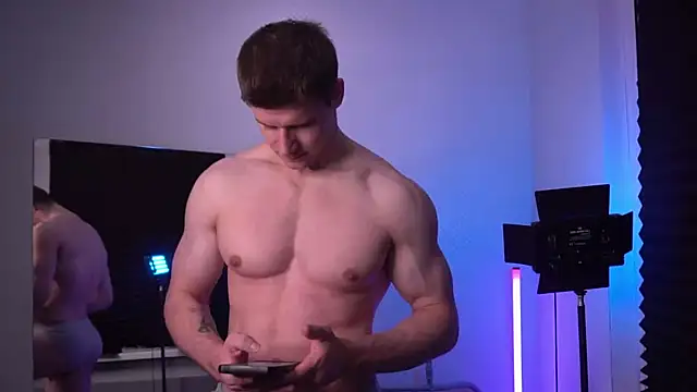 Bruno Banani online show from 11/04/25, 04:00