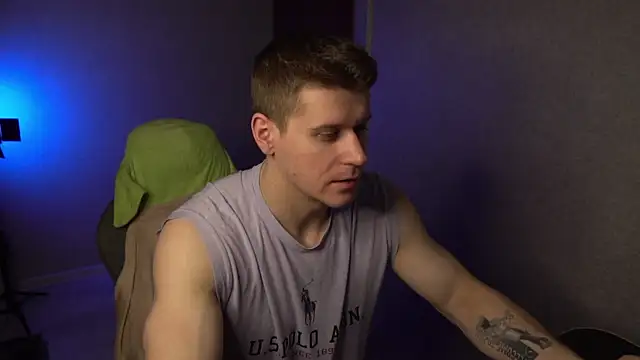 Bruno Banani online show from 12/18/25, 04:44