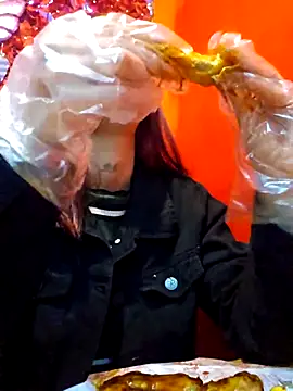 Abbyjonhson   online show from 12/04/25, 12:31