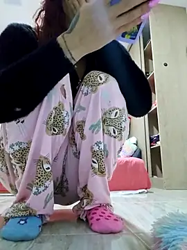 Abbyjonhson   online show from 12/18/25, 11:03