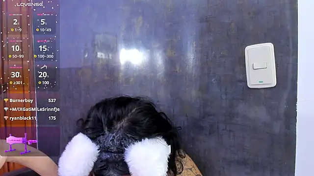 Snapshot of zyle_boobs chatting on 03/15/25, 12:04 zyle boobs online show from 03/15/25, 12:04