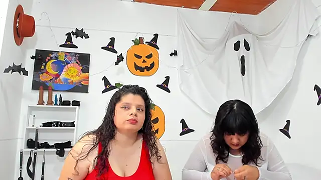 Karol IsabelCouple online show from 11/11/25, 08:14