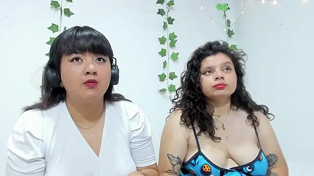 Karol IsabelCouple online show from 03/18/25, 12:08