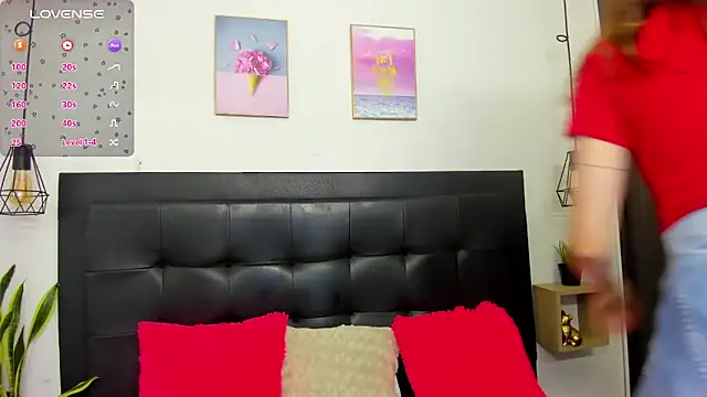 Snapshot of sweet_abby1 chatting on 02/15/25, 12:22 sweet abby1 online show from 02/15/25, 12:22