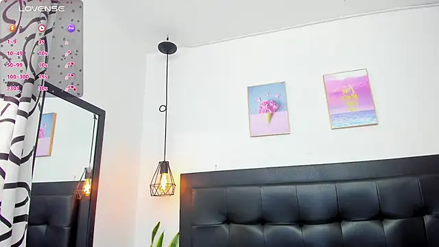 Snapshot of sweet_abby1 chatting on 02/13/25, 06:15 sweet abby1 online show from 02/13/25, 06:15