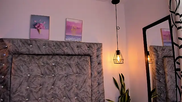 Snapshot of sweet_abby1 chatting on 09/29/25, 12:22 sweet abby1 online show from 09/29/25, 12:22