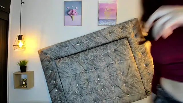 Snapshot of sweet_abby1 chatting on 09/22/25, 12:22 sweet abby1 online show from 09/22/25, 12:22