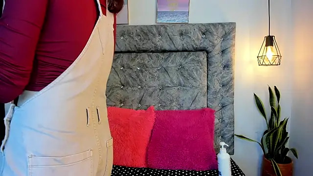 Snapshot of sweet_abby1 chatting on 10/03/25, 12:28 sweet abby1 online show from 10/03/25, 12:28