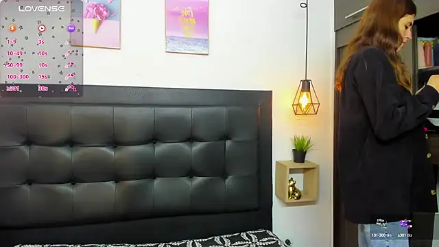 Snapshot of sweet_abby1 chatting on 02/11/25, 12:15 sweet abby1 online show from 02/11/25, 12:15