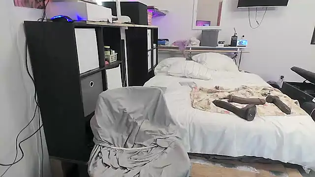 sissytrapdolly24 online show from 02/05/26, 11:11