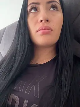 Sara luna  online show from 02/12/26, 03:45