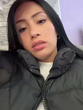 Sara luna  online show from 12/14/24, 03:25