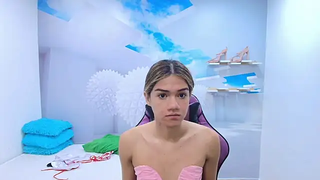 Snapshot of DEMI_LEED chatting on 02/02/26, 12:59 DEMI LEED online show from 02/02/26, 12:59