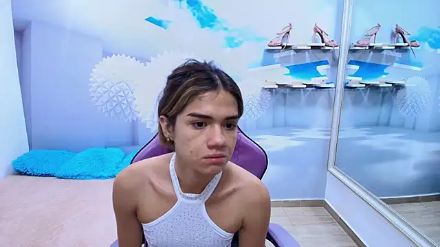 Snapshot of DEMI_LEED chatting on 02/26/26, 11:54 DEMI LEED online show from 02/26/26, 11:54