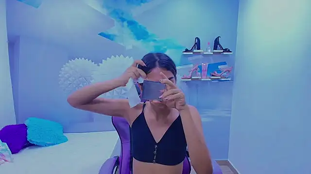 DEMI LEED online show from 11/20/25, 11:33