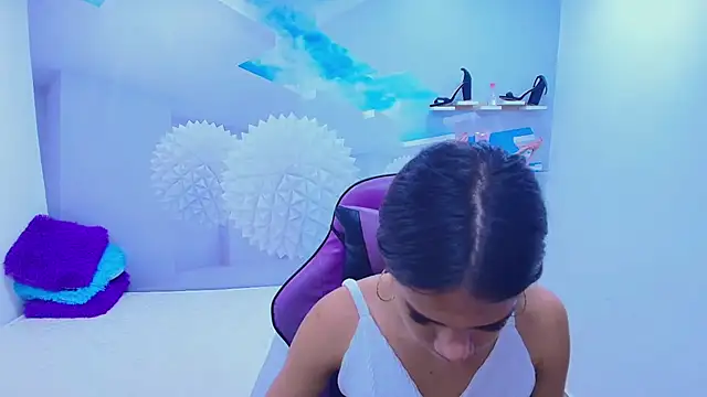 DEMI LEED online show from 11/24/25, 12:38