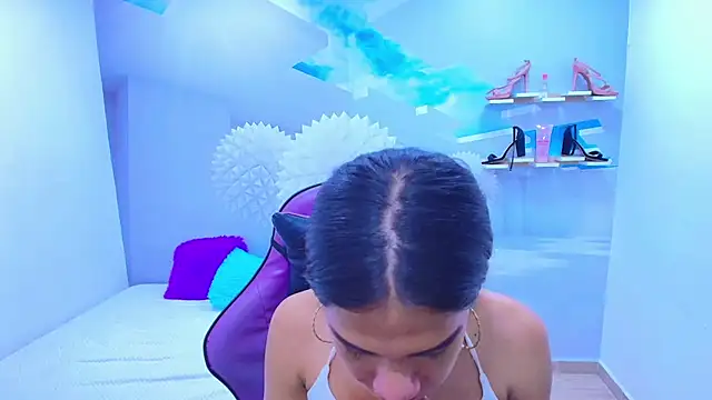 DEMI LEED online show from 12/03/25, 05:34