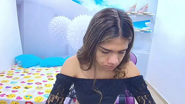 Snapshot of DEMI_LEED chatting on 02/09/26, 11:52 DEMI LEED online show from 02/09/26, 11:52