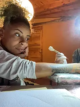 sammoura01 online show from 02/06/25, 12:33