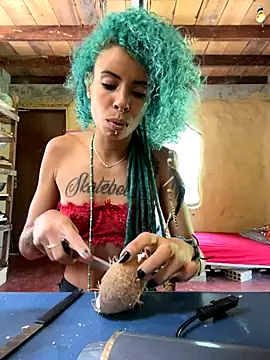 sammoura01 online show from 12/02/25, 01:02