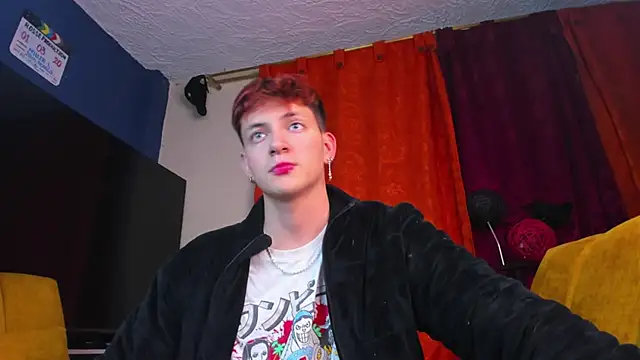 GabyThoms online show from 11/02/25, 01:43