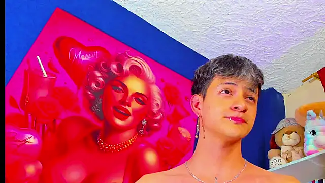 GabyThoms online show from 03/12/25, 02:52