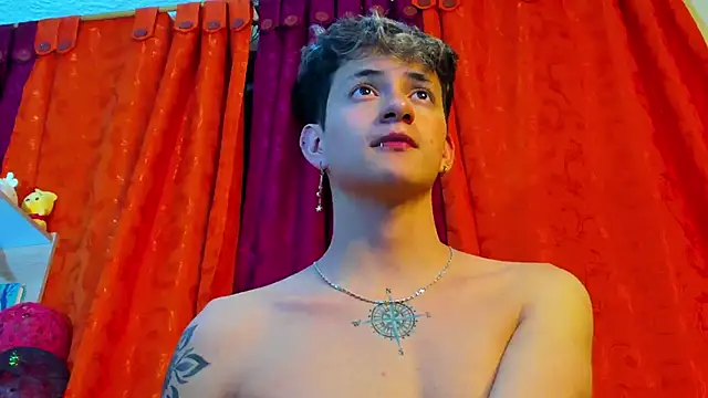 GabyThoms online show from 03/18/25, 08:05