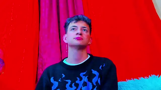 GabyThoms online show from 03/20/25, 08:42