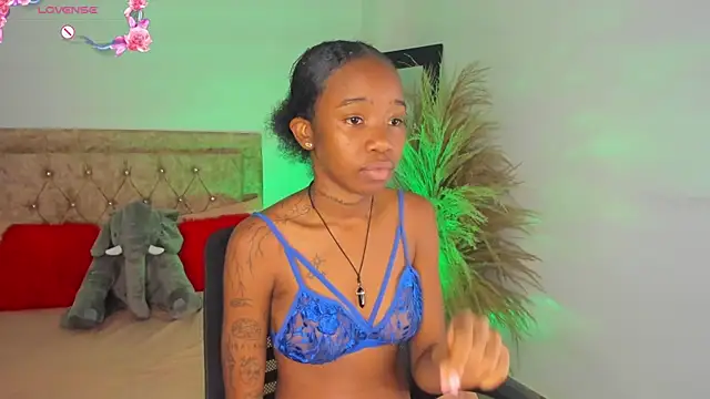 Rihana hot01 online show from 03/14/25, 01:27