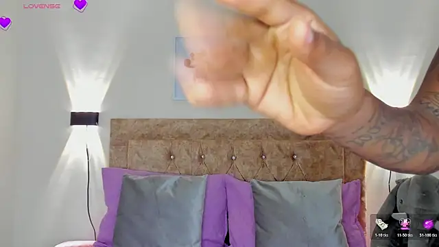 Rihana hot01 online show from 04/02/26, 12:12